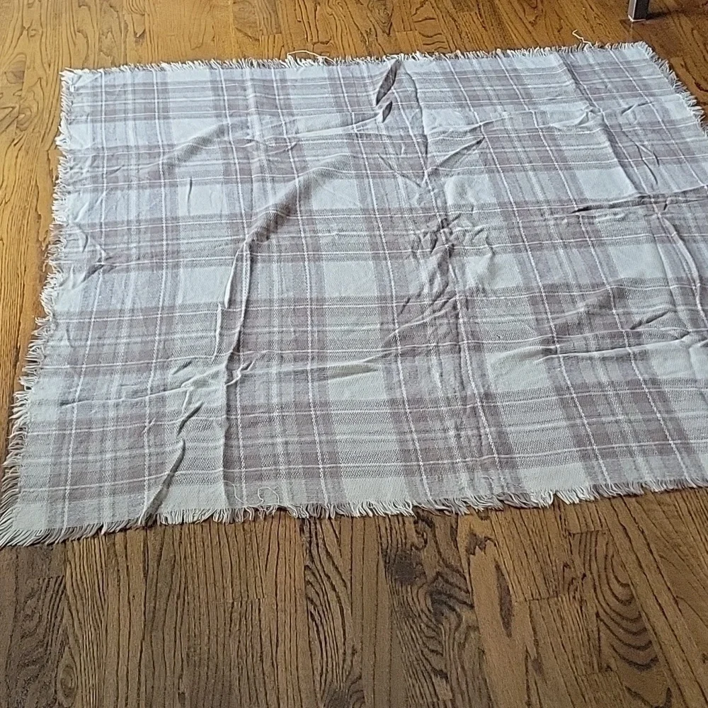 Blanket Plaid Cream Tan Fringe Soft Square Shawl Throw Wool Feels Scarf 57